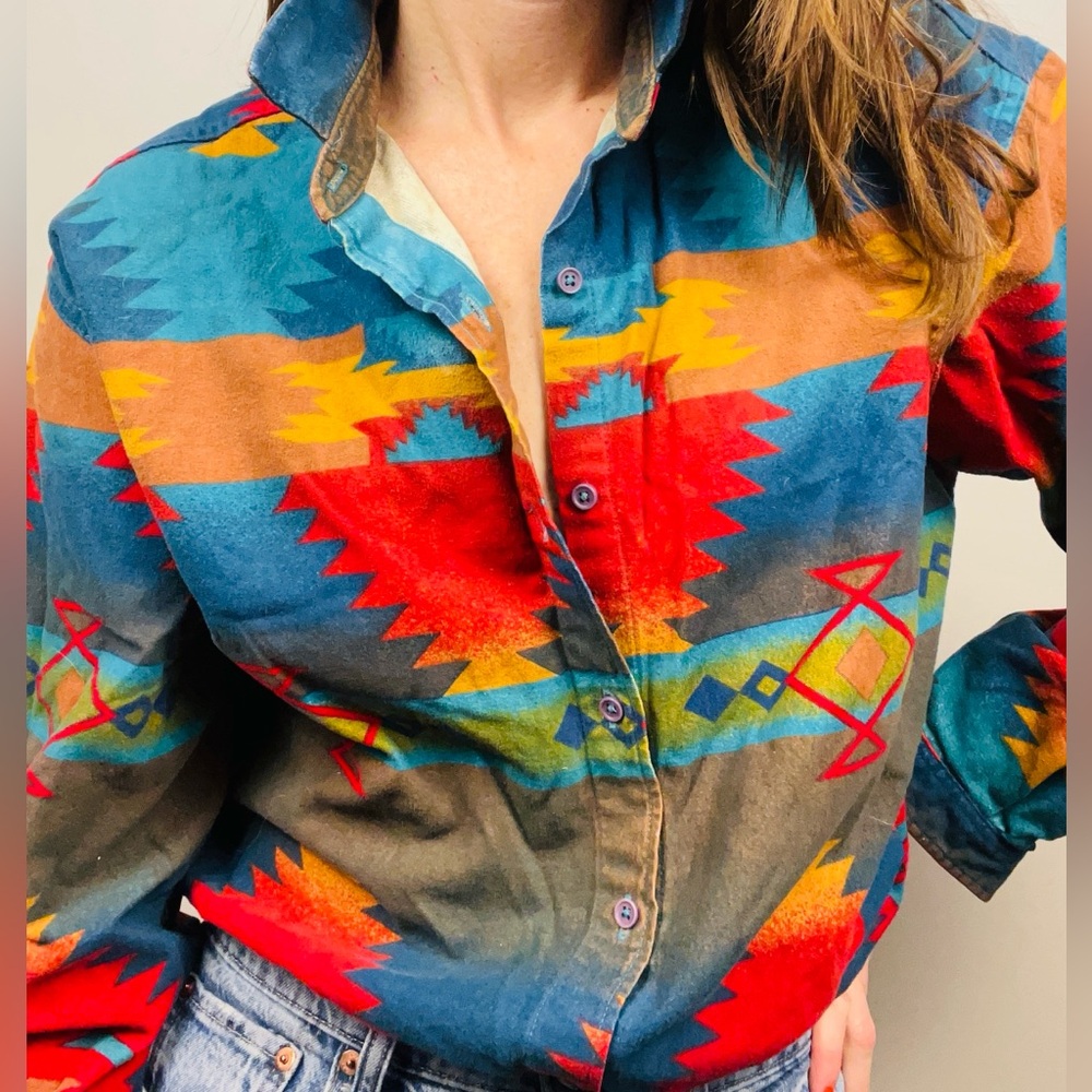 Vintage 90's Woolrich Southwestern Geometric Button-Down Shirt